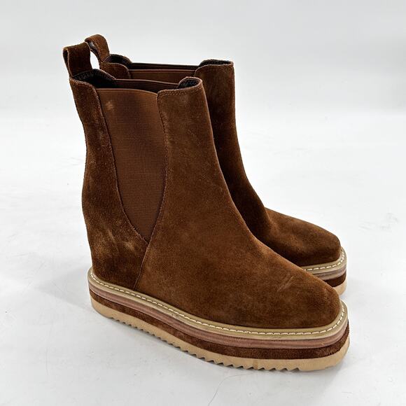 Vince Camuto Omassa Chelsea Boots 6.5 Tan NWOT Suede Ankle Booties Wedge - Picture 1 of 6